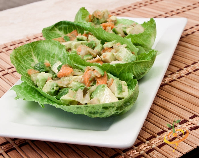 Fresh Romaine lettuce from SeedsNow, showing vibrant, crisp Paris Island Cos leaves perfect for salads and wraps.